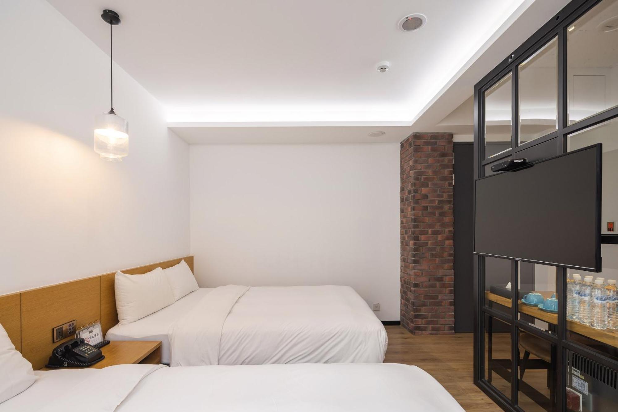 Bluesky Hotel Taichung Habitación foto